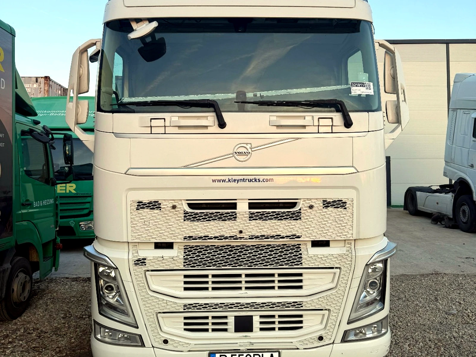 Cap tractor Volvo din flota Cargo Stelia